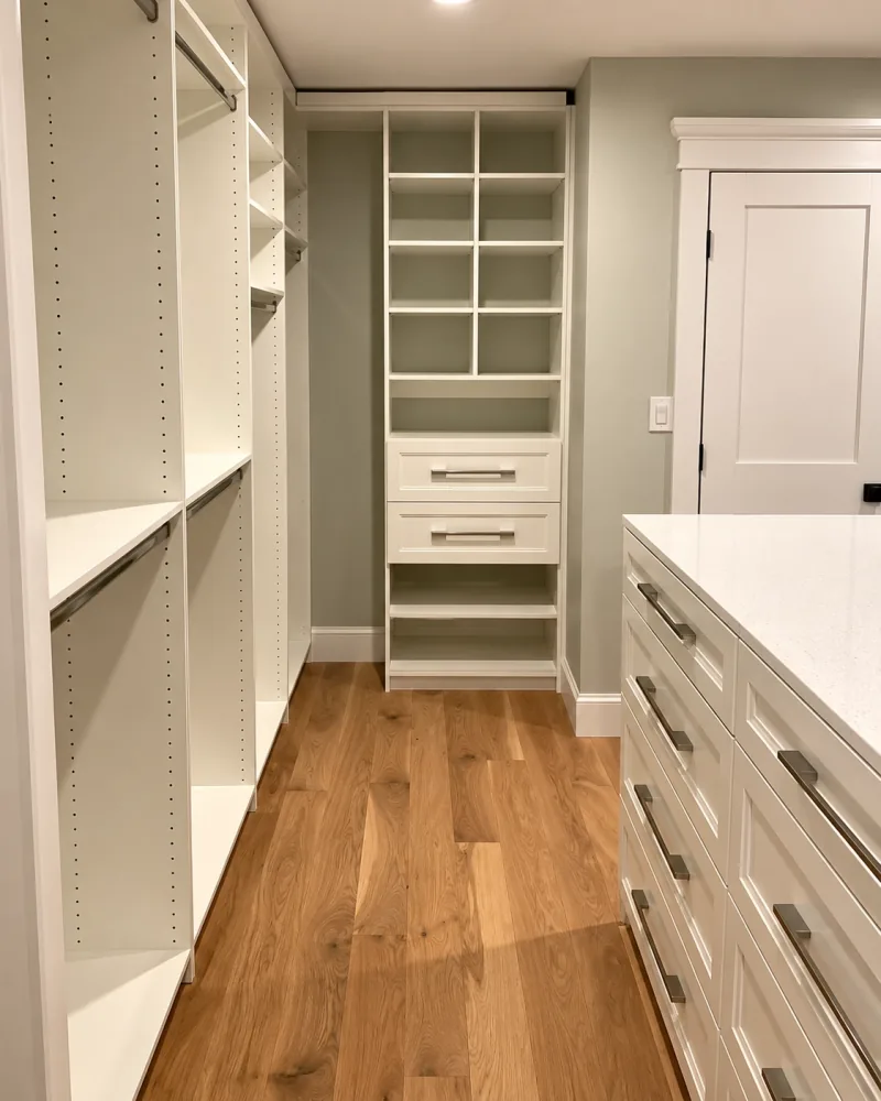 Walk-in closet with hanging space and shelves